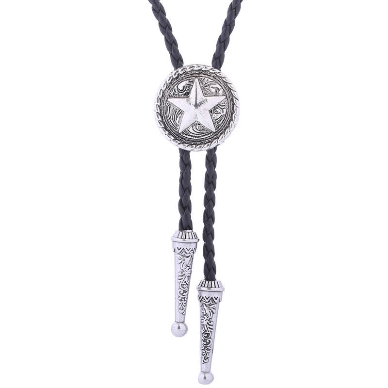Corbata de bolo con cordón de cuero trenzado y estrella de cinco puntas