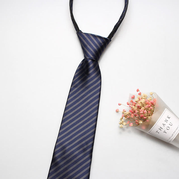Corbata de rayas con cremallera estilo preppy para hombre