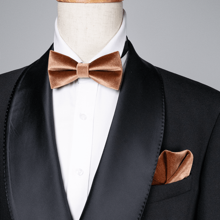 Pajarita de terciopelo color marrón caramelo para hombre