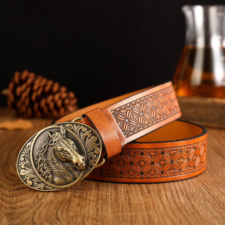 Cinturón de cuero con estampado floral y caballo grabado para hombre