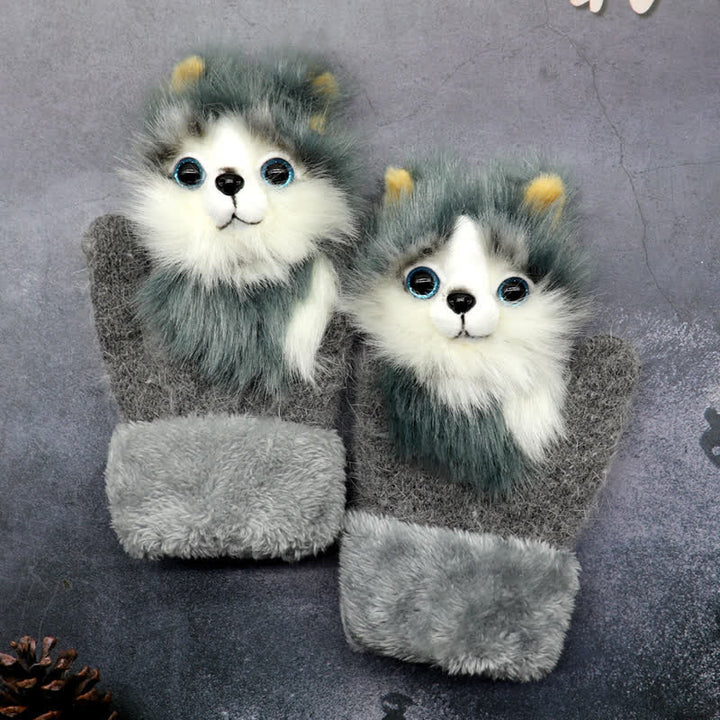Guantes de mujer con pelo de animalito bonito.