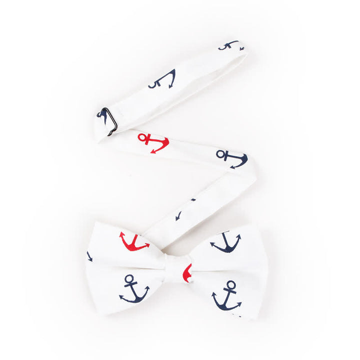 Pajarita para hombre con motivos repetidos de anclas de barco