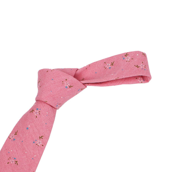 Corbata fina elegante con diseño floral para hombre