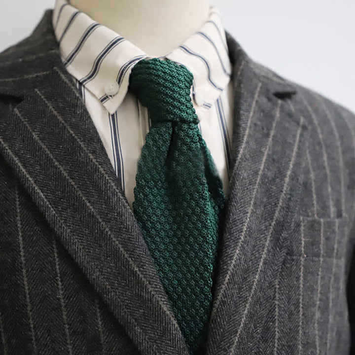 Corbata de punto estrecha y fina de color liso para hombre