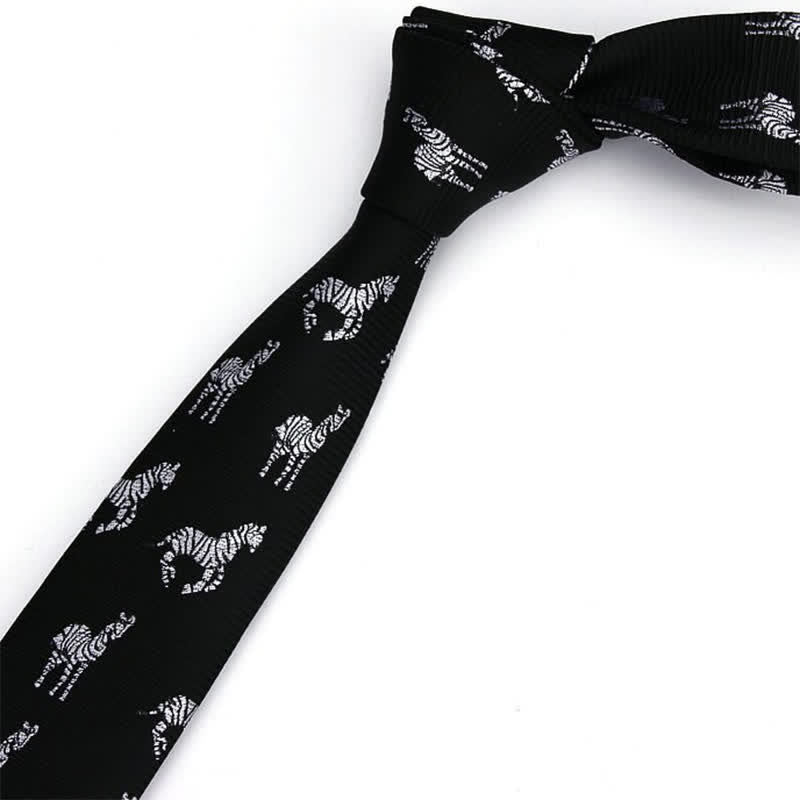 Corbata de sarga ajustada negra con motivos de cebra para hombre