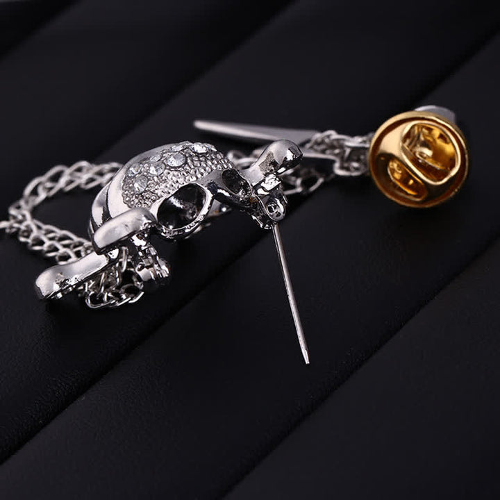 Broche de cadena con relámpagos y calavera gótica para hombre