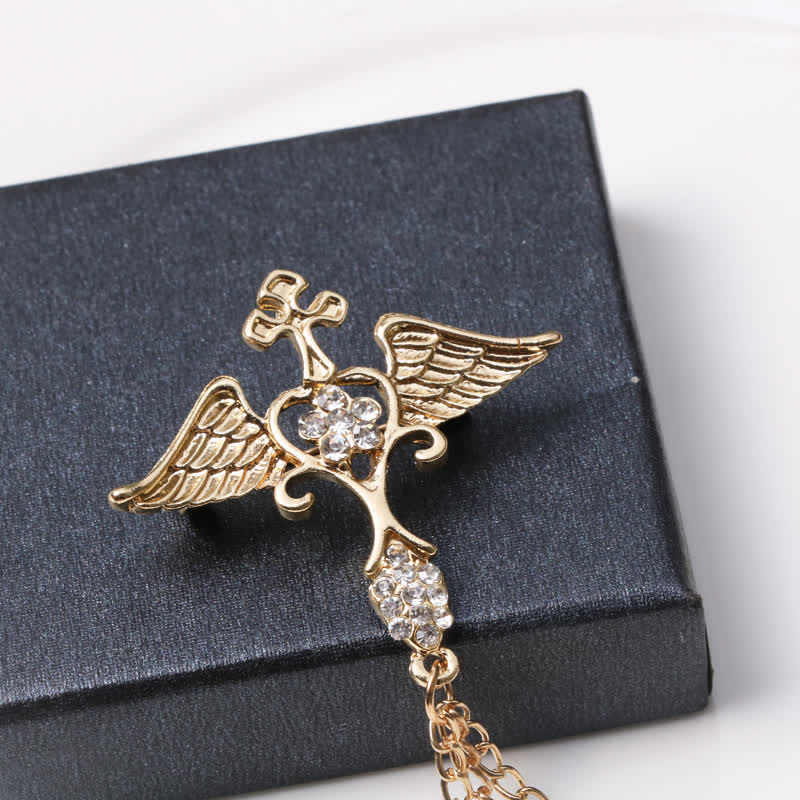 Broche con borlas cruzadas y alas de ángel para hombre