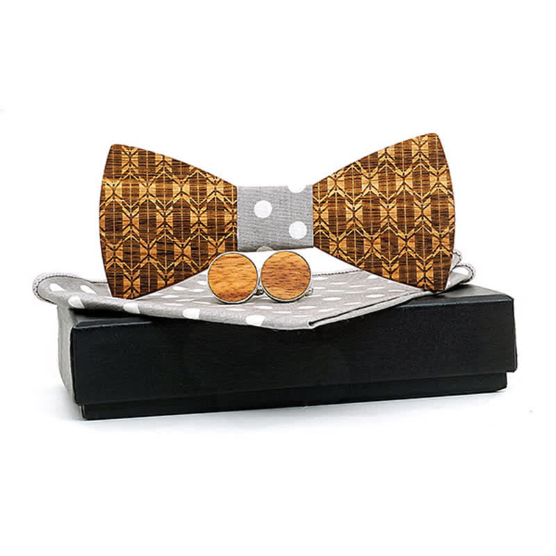 Juego de 3 pajaritas de madera con forma de corona tallada para hombre.