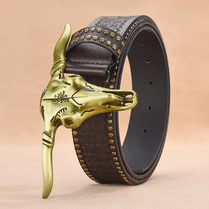 Cinturón de cuero con remaches de cabeza de ganado estilo western para hombre