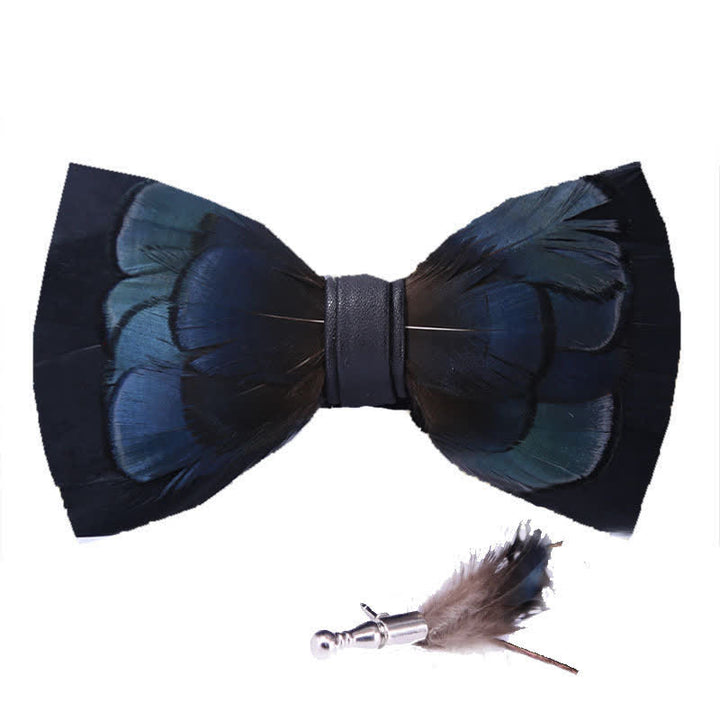 Pajarita de plumas misteriosas azul medianoche para niños con prendedor de solapa