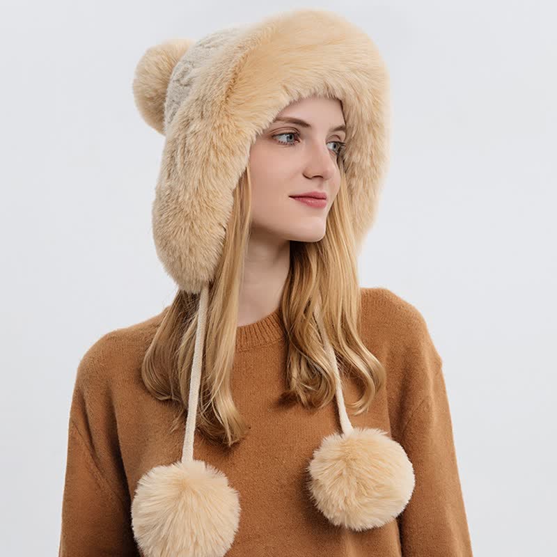 Gorro de punto grueso y cálido con tres pompones para mujer