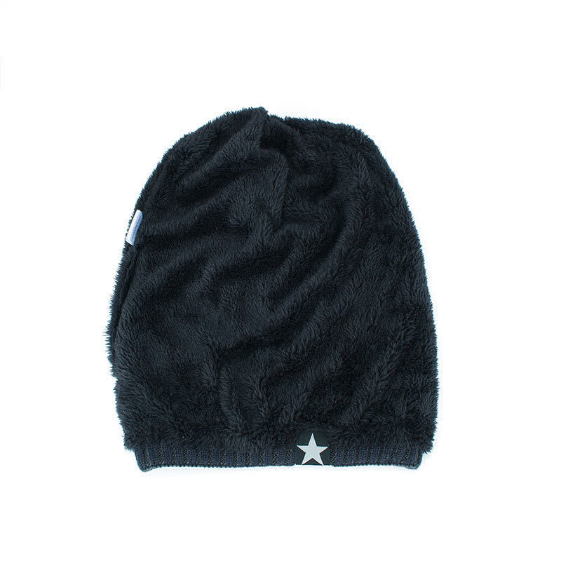 Gorro de punto de cinco estrellas con forro polar