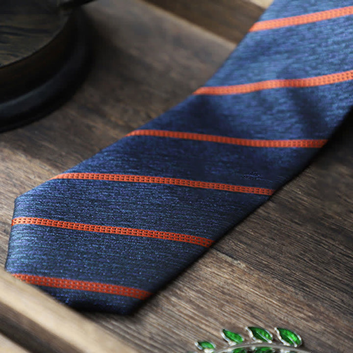 Corbata formal clásica de rayas para hombre