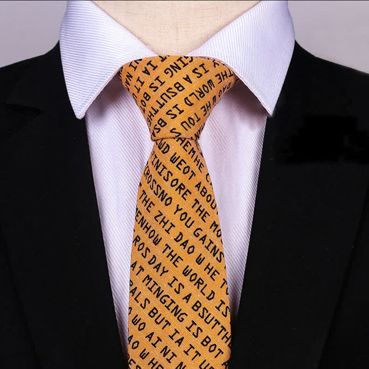 Corbata informal creativa con letras en inglés para hombre