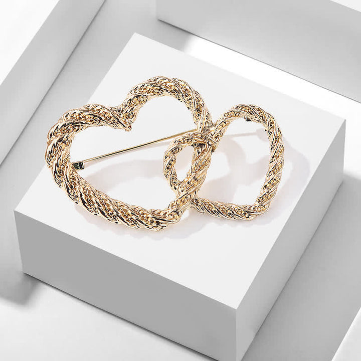 Broche de mujer de corazón a corazón con doble amor