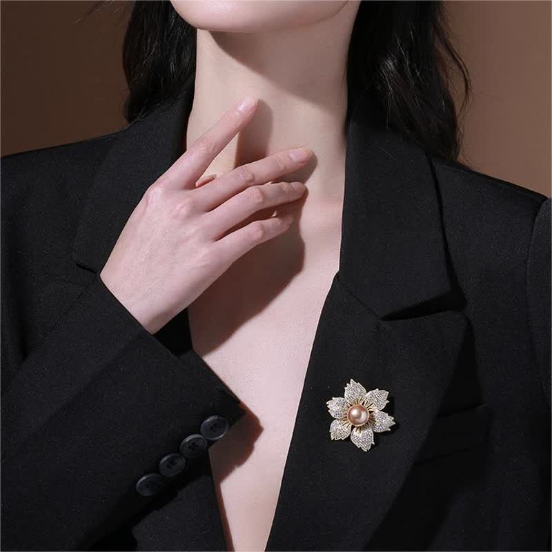 Broche de Bauhinia de lujo con perlas brillantes para mujer