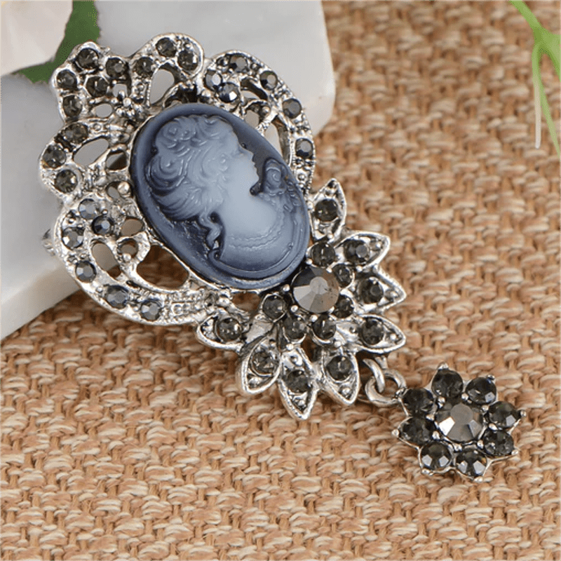 Broche de flores con camafeo antiguo para mujer