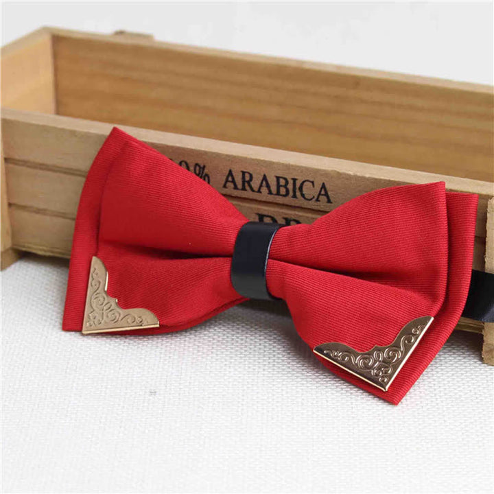 Pajarita clásica de metal dorado para hombre