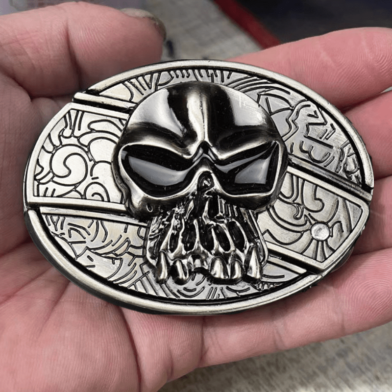 Cinturón de cuero con calavera para hombre y navaja plegable
