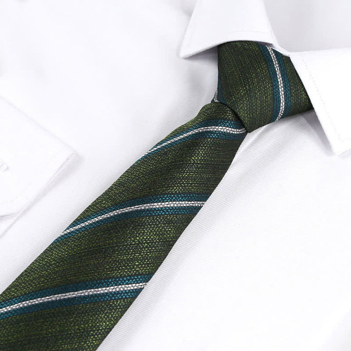 Corbata moderna de rayas con textura para hombre