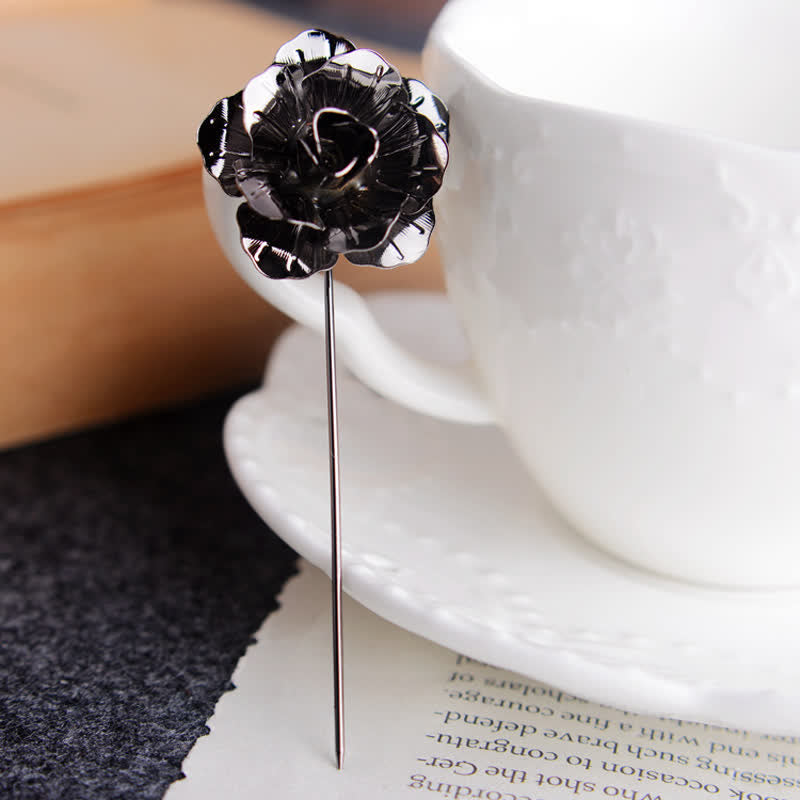 Broche de metal con forma de rosa para hombre