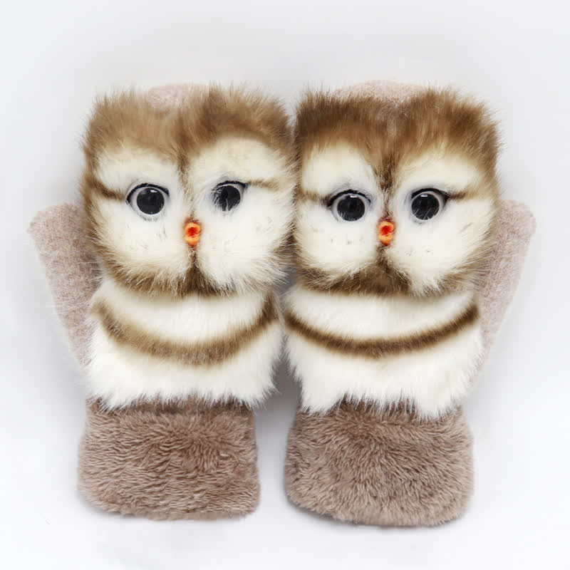 Guantes de mujer con pelo de animalito bonito.
