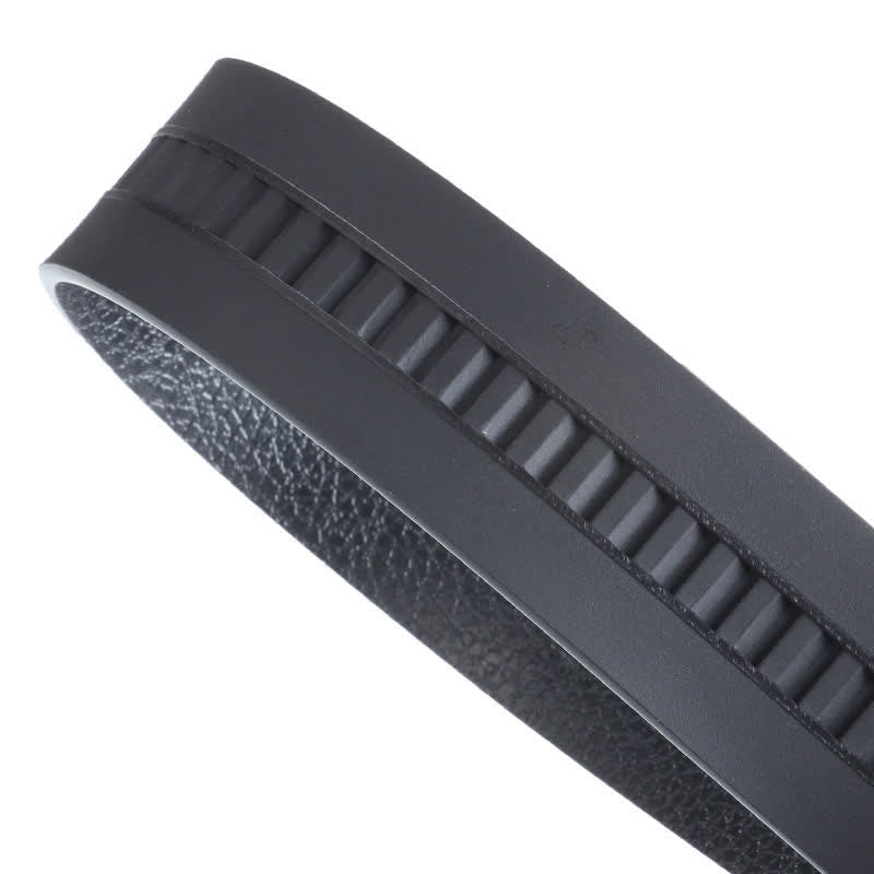 Cinturón de cuero negro con hebilla automática para hombre