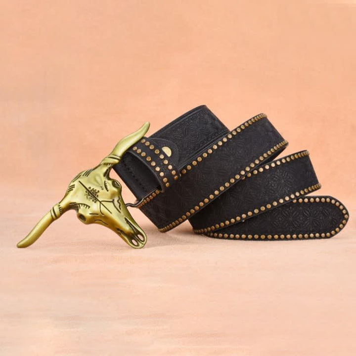 Cinturón de cuero con remaches de cabeza de ganado estilo western para hombre