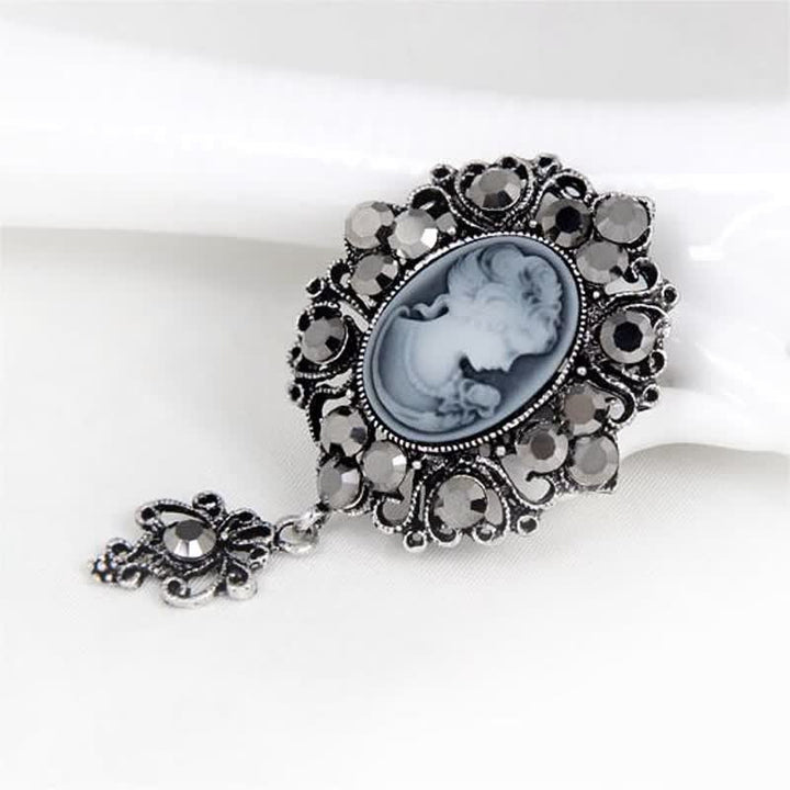 Broche victoriano con camafeo para mujer