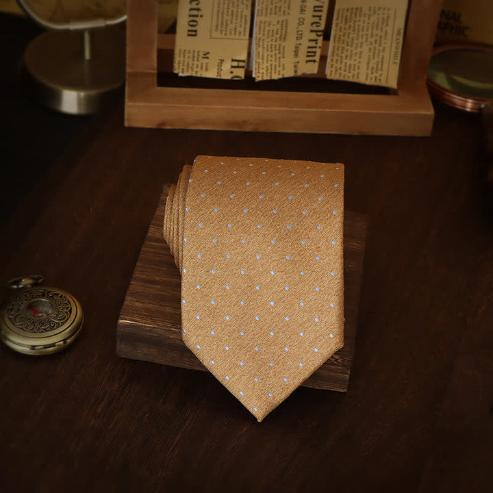 Corbata moderna de lunares micro para hombre 