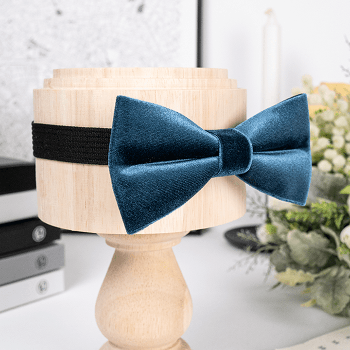 Pajarita de terciopelo de color liso azul Sax para hombre