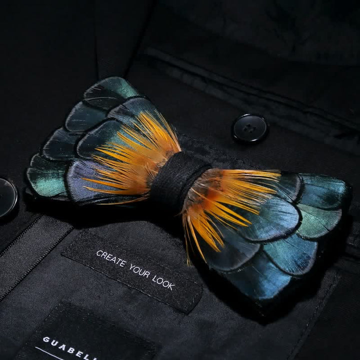 Colección de pajaritas clásicas de plumas verdes