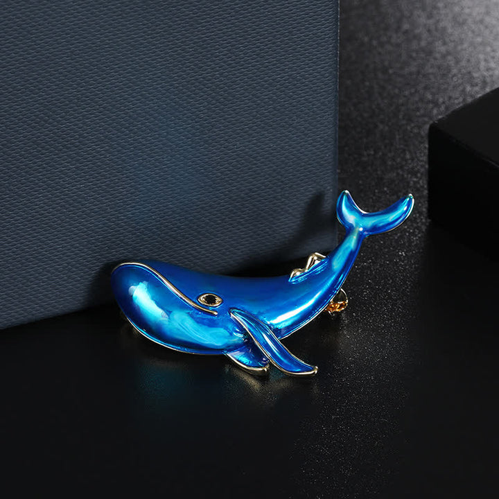 Broche de ballena azul para mujer