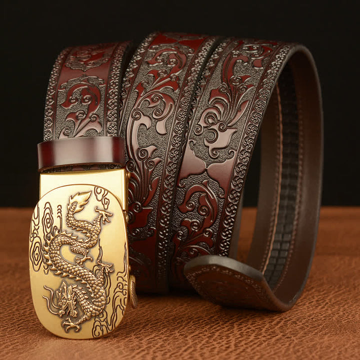 Cinturón de cuero para hombre con diseño de dragón volando en el cielo