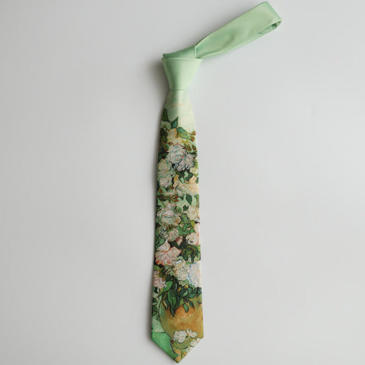 Corbata floral con rosas blancas y verde claro para hombre