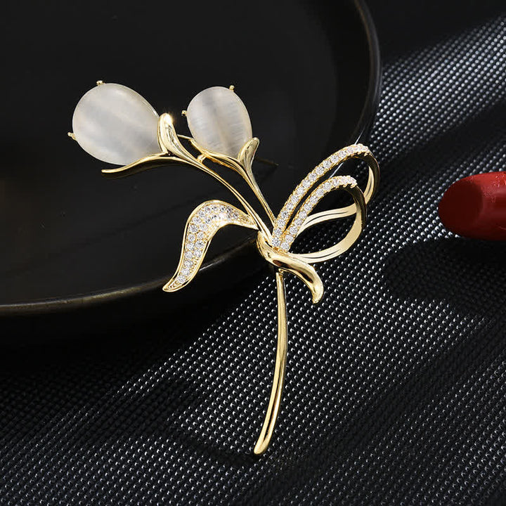 Broche de tulipán con perlas para mujer