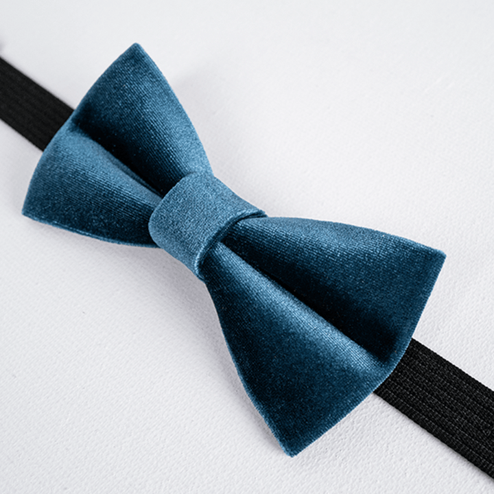 Pajarita de terciopelo de color liso azul Sax para hombre