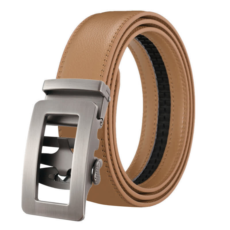 Cinturón de cuero con hebilla automática hueca simple para hombre