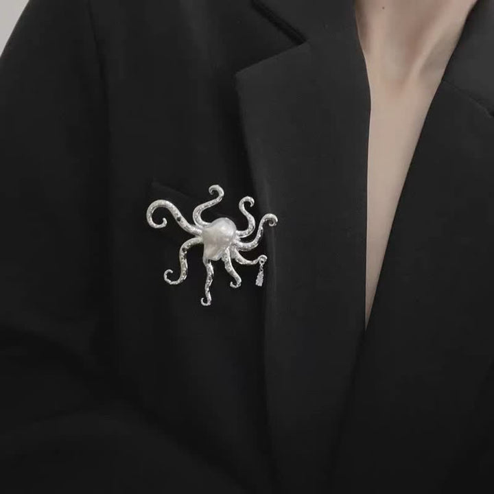 Broche unisex con perla grande en forma de pulpo tropical