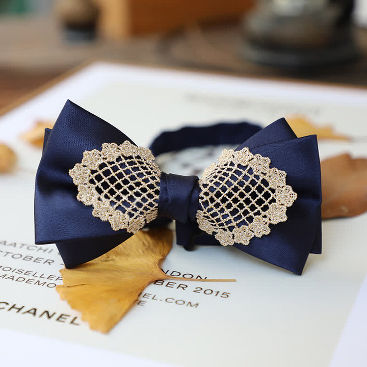 Pajarita elegante con encaje floral para hombre