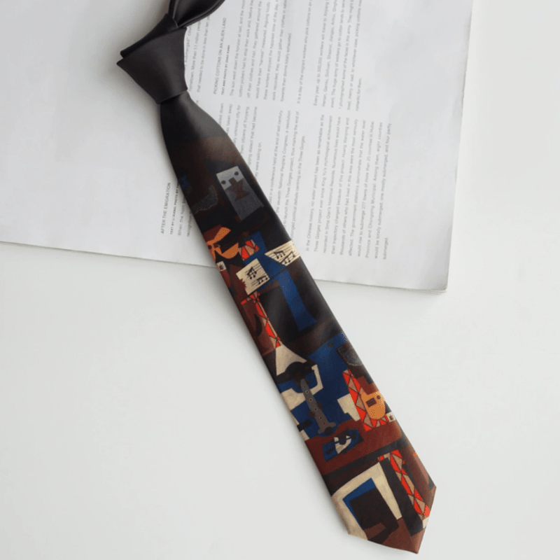 Corbata de hombre negra y roja con tres músicos
