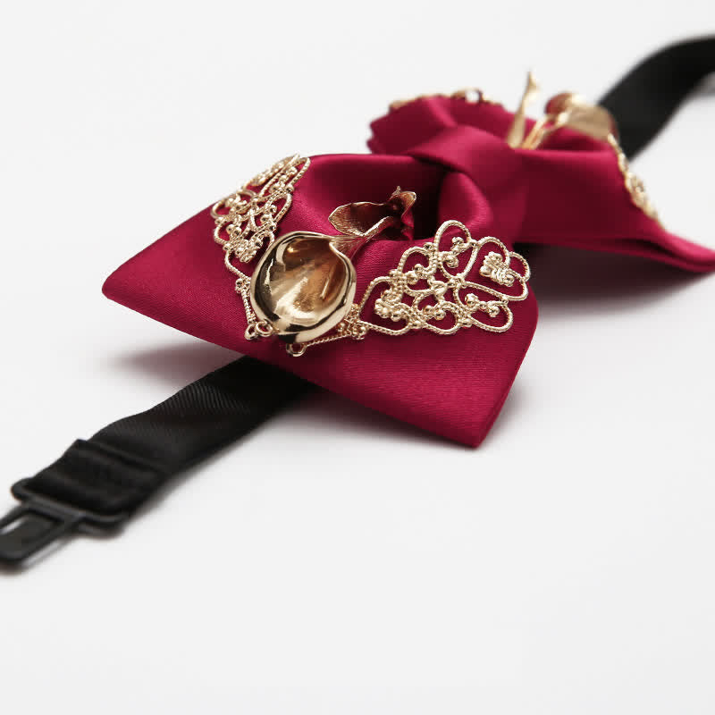 Pajarita para hombre con flores doradas de cala - image 3