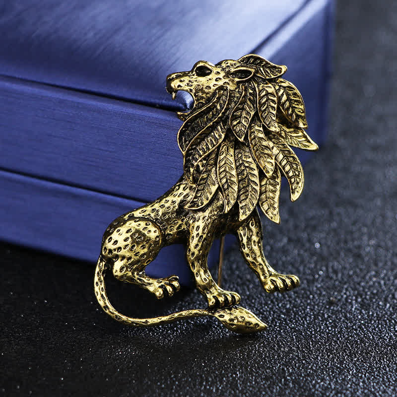 Broche de león retro antiguo para hombre