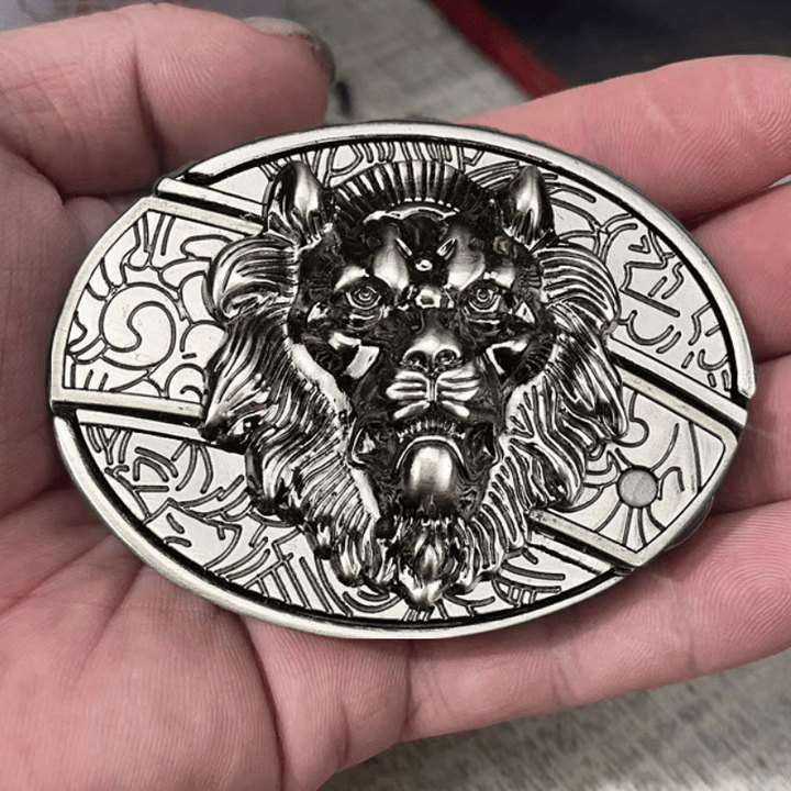 Cinturón de cuero con cuchillo plegable oculto con insignia de león para hombre