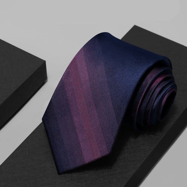 Corbata de seda morada con degradado para hombre