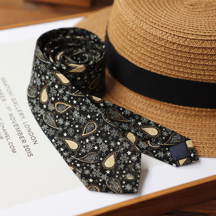 Corbata clásica con estampado paisley vivaz para hombre