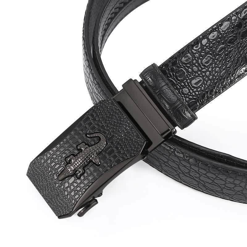 Cinturón de cuero con trinquete y hebilla con relieve de cocodrilo para hombre