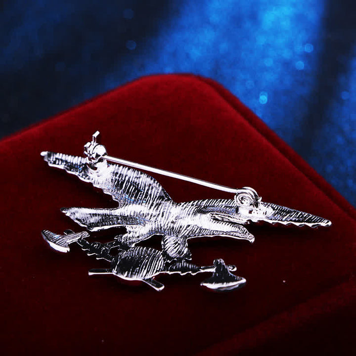Broche de hacha con águila retro para hombre