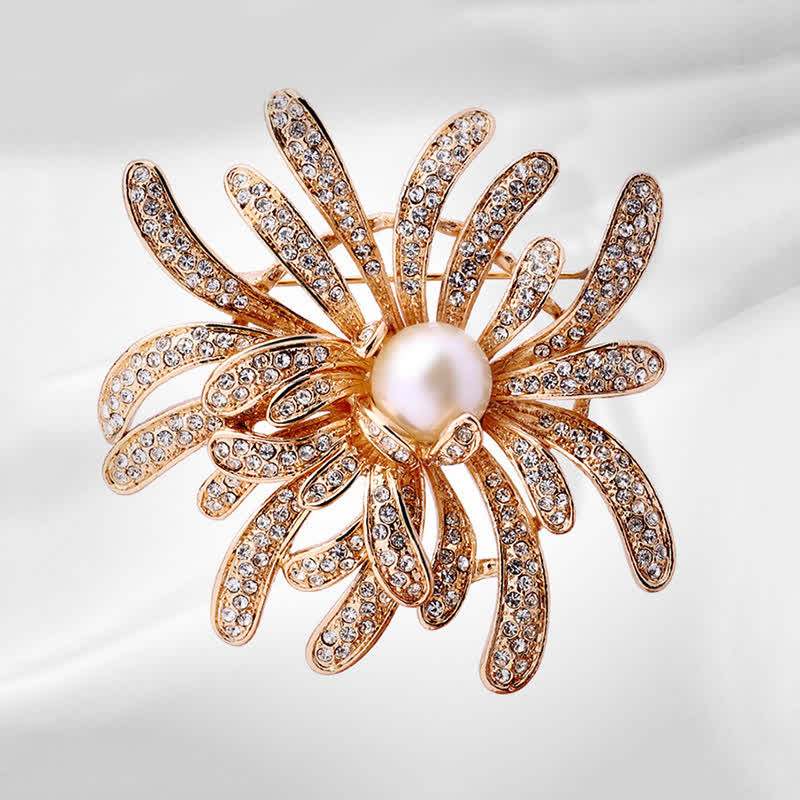 Broche de perlas con flores coralinas para mujer
