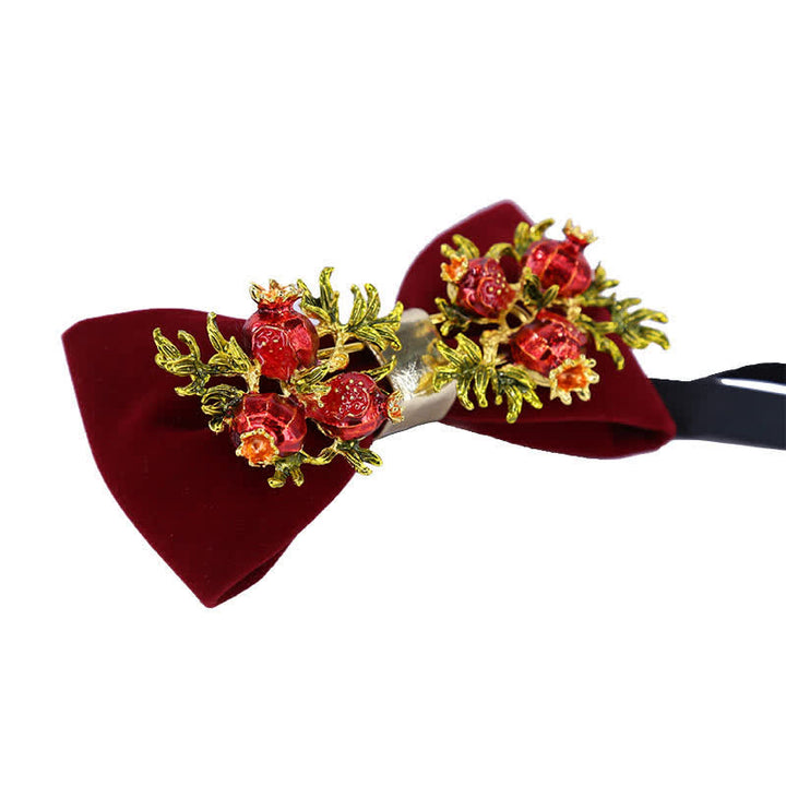 Pajarita con estampado floral de granada burdeos para hombre